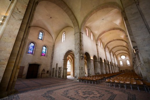 Die Basilika mit der Probeinstallation (c) Sven Moschitz.jpg