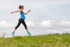 Bewegung in der Schwangerschaft unterstützt den Körper und beugt Rückenschmerzen vor