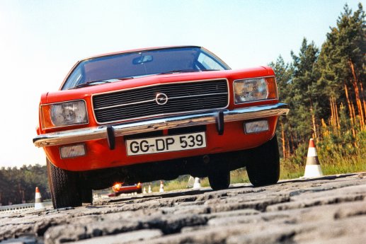 01-Opel-Rekord-150110.jpg