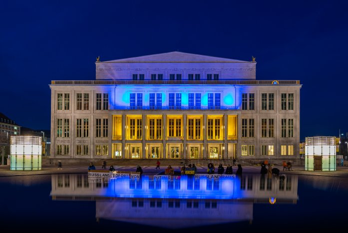 OperLeipzigstandswithUkraine.JPG