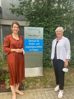 2022-07-29-Besuch Lina Seitzl und Heike Baehrens MdB Hegau Jugendwerk Gailingen, Bild 1.jpg