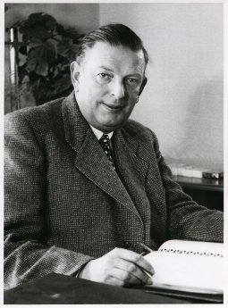 Schoenenberger-Firmengründer Walther Schoenenberger.jpg