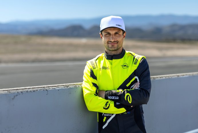 dream-team-perfekt-rekordsieger-mitch-evans-kommt-ins-opel-gse-formula-e-team (1).jpg