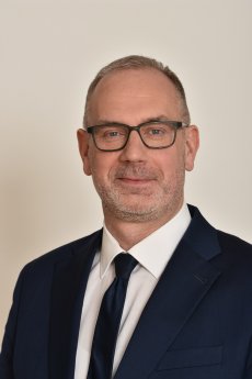 Portraitbild neuer VDV-Geschäftsführer Alexander Möller .jpg