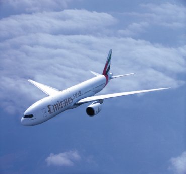 Emirates Boeing 777-200.jpg