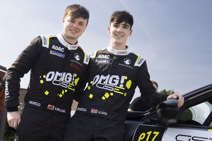 ioan-lloyd-und-copilot-sion-williams.jpg