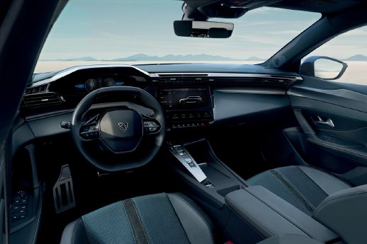 PEUGEOT E-308 Interieur.jpg