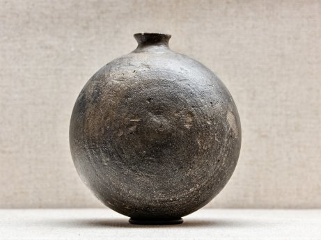 Historischer Bocksbeutel - Foto Christoph Weiß.jpg