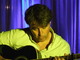 4. Advent, 19. Dezember ab 14 Uhr: Daniel Rosch, Gitarrenvariationen von Fingerpicking bis Blues