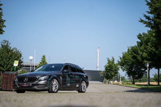 Mercedes CKlasse barracuda Dragoon Silber Bild 12.jpg