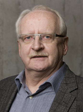 Dieter Kükenhöner- Geschäftsführer MiR.jpg