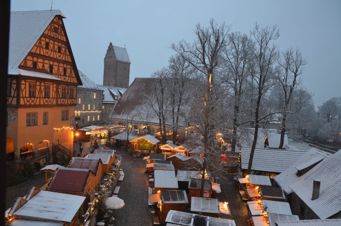 DINKELSBUEHL_Weihnachtsmarkt_40_Ingrid-Wenzel.jpg