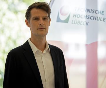Ein Verfechter von der Zusammenarbeit der Architektur und dem Bauingenieurwesen: Prof. Dr.-Ing. Michael Herrmann, Foto (THL)
