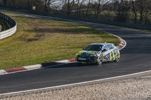 OpelCorsaGSE (1).jpg