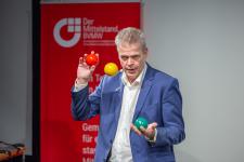 Stephan Ehlers, Experte für Gehirn-Wissen & Jonglieren