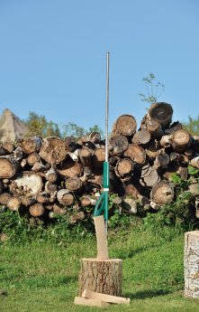 NX-3061_2_AGT_Holzspalter_Handbetrieb.jpg