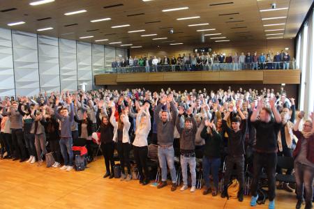 Mit viel Elan ins Studentenleben: 800 Erstsemester freuen sich auf ihren Studienstart an der Hochschule Osnabrück