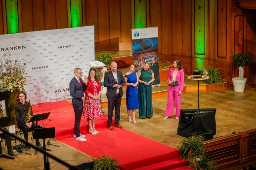 Bühne des Max-Littmann-Saals (c) Bayer. Staatsbad Bad Kissingen GmbH_Lisa Neder.jpg