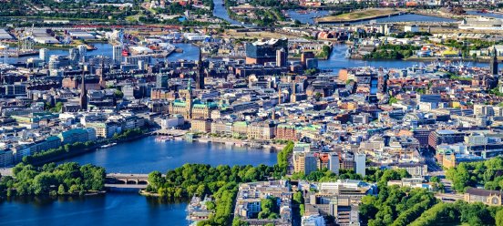 004-005 Hamburg Alster Mitte Elbphilharmonie_ELS_1233240525 Kopie Groß.jpeg