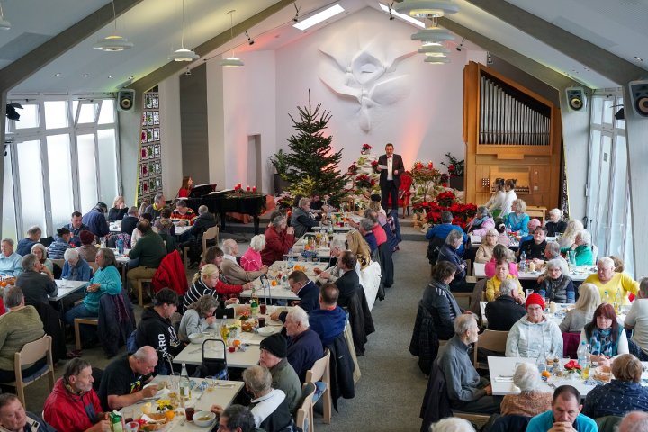 AWW-Suppenküche „Nachschlag“ in Ludwigsburg verköstigte über 160 Bedürftige am 4. Advent