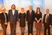 Sabrina Leipold, Dr. Zbigniew Owsianowski, Stefanie Rother, Peter Rahn, Lena Petters und Dr. Thomas Flüeck wurden als neue Leitende in Nürnberg eingeführt. Foto: Diakonie Neuendettelsau/Thomas Schaller