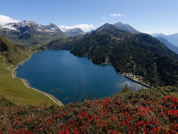 Low quality-Hike Ticino - I laghi della Val Piora-Copyright Ticino Turismo, Foto Remy Stein.jpg