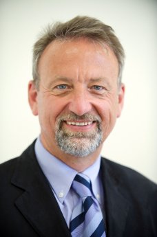 Rubehn, Dr. K. Ulrich - Präsident ZÄK SH.jpg