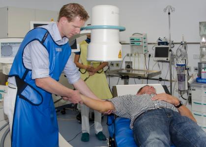 Fünf Jahre Emergency Room in der Orthopädischen Universitätsklinik Bad Abbach: Schnelle Hilfe ohne Wartezeit auch am Wochenende / Foto: Asklepios-Klinikum Bad Abbach