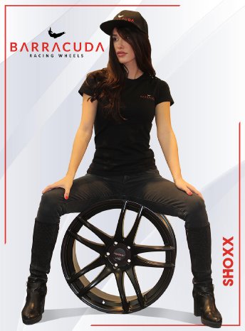 Model mit Shoxx.jpg