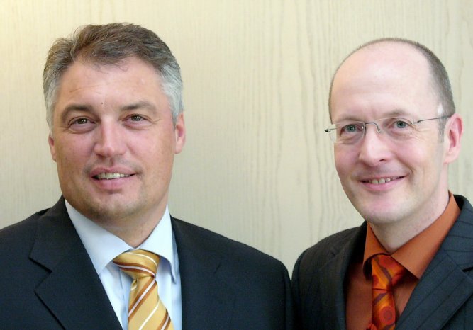 Josef Bader (links), Ulf Kesting GF der DGbAV.jpg