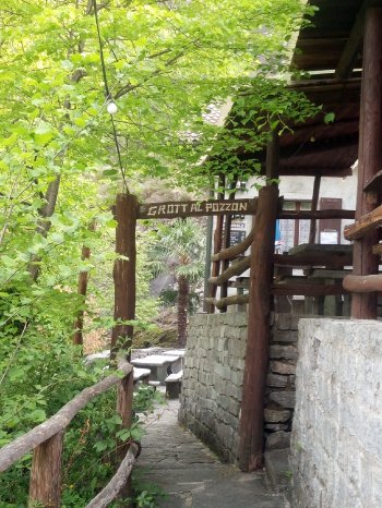 Grotto al Pozzon, Osogna-Ticino Turismo.png