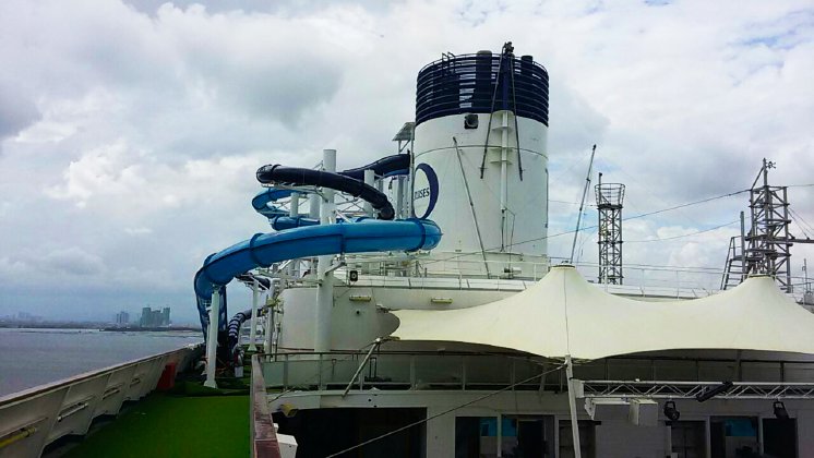 Pacific Dawn Cruise Waterpark, P&O Cruises, Australia (3).jpg