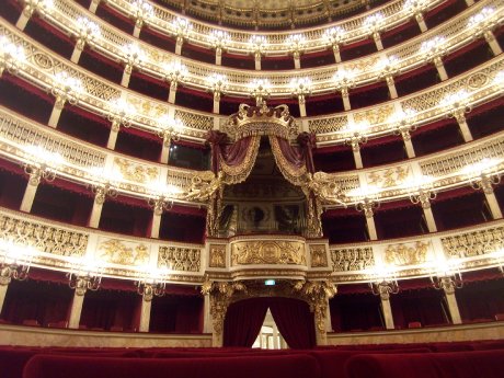 TeatroSanCarlo.jpg