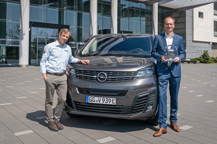 Opel-Vivaro-e-Van-of-the-Year-2021-515495.jpg