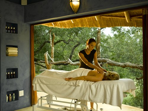Safari und Wellness Ulusaba amedera Massage_500.jpg