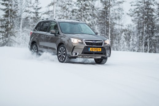 Subaru_Forester_MY2016_Schnee_7.jpg