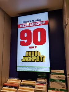 Am kommenden Freitag, den 23. August wartet nun die Mega-Summe von 90 Millionen Euro. Mehr geht nicht in der Gewinnklasse 1. Dann folgt die achte Ziehung der laufenden Jackpotperiode (c) Bodo Kemper