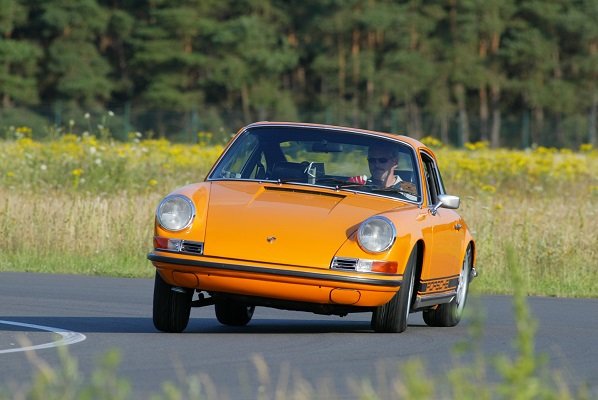 3-Porsche.JPG