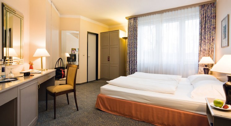 Mercure Würzburg am Mainufer_Zimmer.jpg