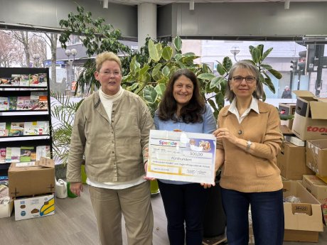 Hotel an der Therme mit Toskana Therme überreicht Spende an Ambulanten Kinder- und Jugendh.jpeg