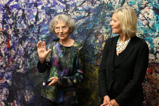 PM Landrätin besucht Licher Künstlerin Gisela Denninghoff_1.JPG