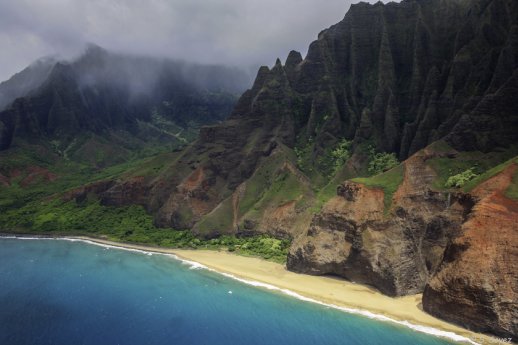 NaPaliCoast_Kauai_c_Sina_Soyez.jpg