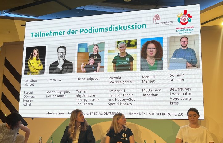 Podiumsdiskussion (3).jpg