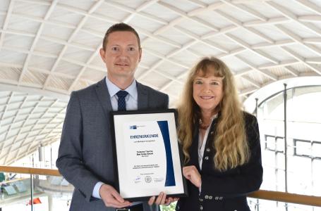 Ihk Erfurt Ehrt Toskana Therme Zum Jubilaum Toskanaworld Gmbh Pressemitteilung Lifepr