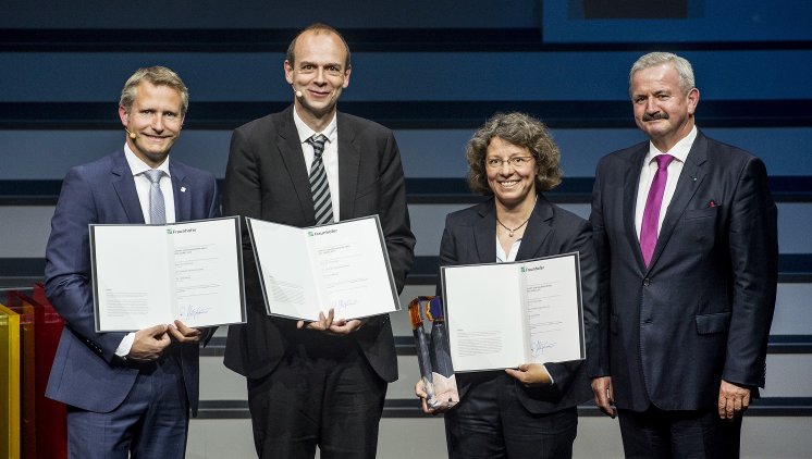 Verleihung des Fraunhofer Preis 2015.jpg
