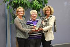 v.l.n.r.: Elke Haas, Marga Schmidhäußler, Kirsten Budde, Geschäftsbereichsleiterin Kundenservice und Vertrieb Novitas BKK