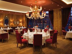 Kempinski Hotel Das Tirol_Restaurant Sra Bua.jpg