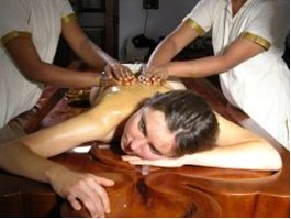 Ayurvedische Massagen.png