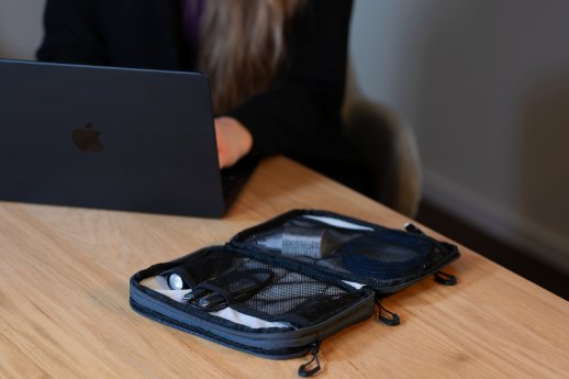 bco64gy_Blue cycle tech pouch 2_Troika-7.JPG