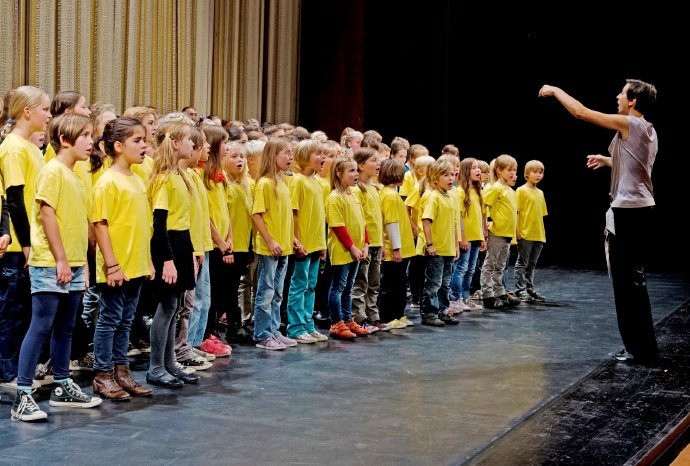 Kinderchor Oper Leipzig_Foto Kirsten Nijhof.jpg